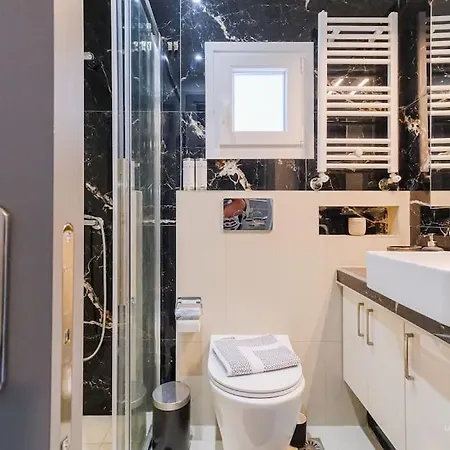 Theofilos Urban Apartment, Close To Center