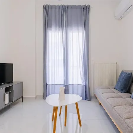 Theofilos Urban Apartment, Close To Center Apartment